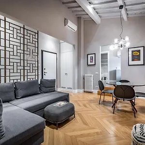 Hs4u Ricasoli Luxury Near Duomo N.1 Apartment